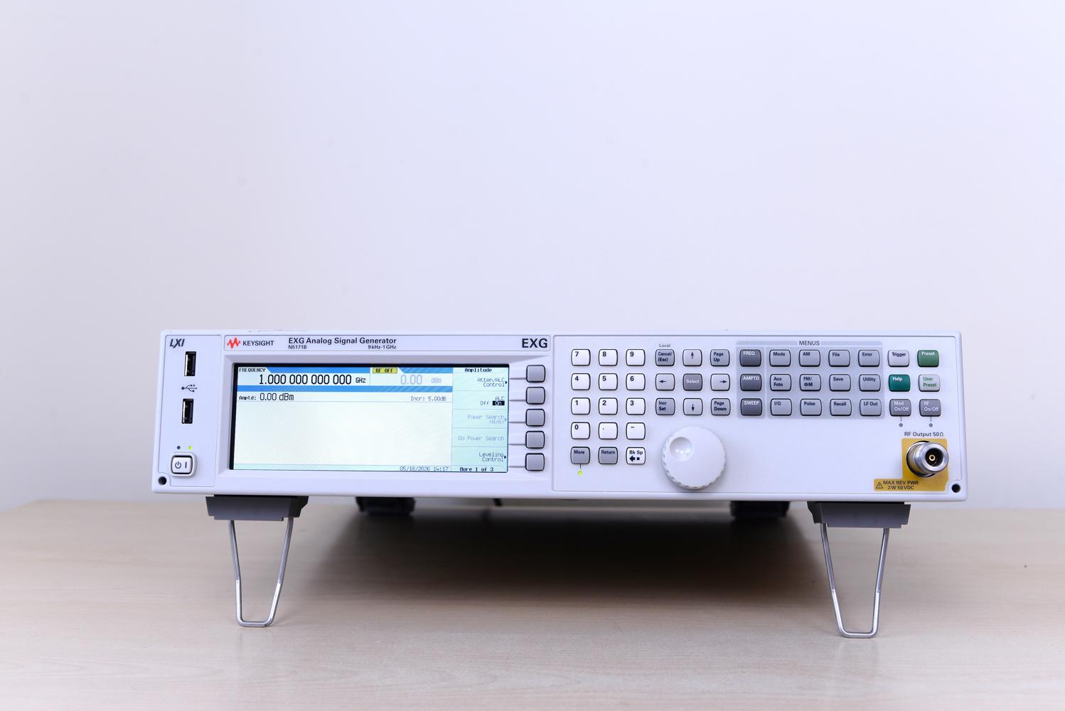Keysight N5171B до 1 ГГц